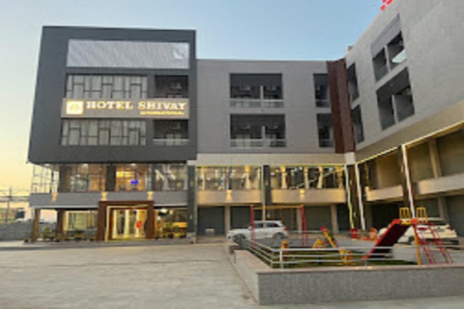 Hotel Shivay International Tharad Buitenkant foto